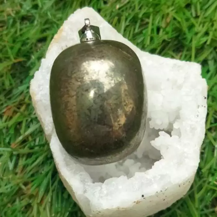 Pendentif en pierre roulée Pyrite