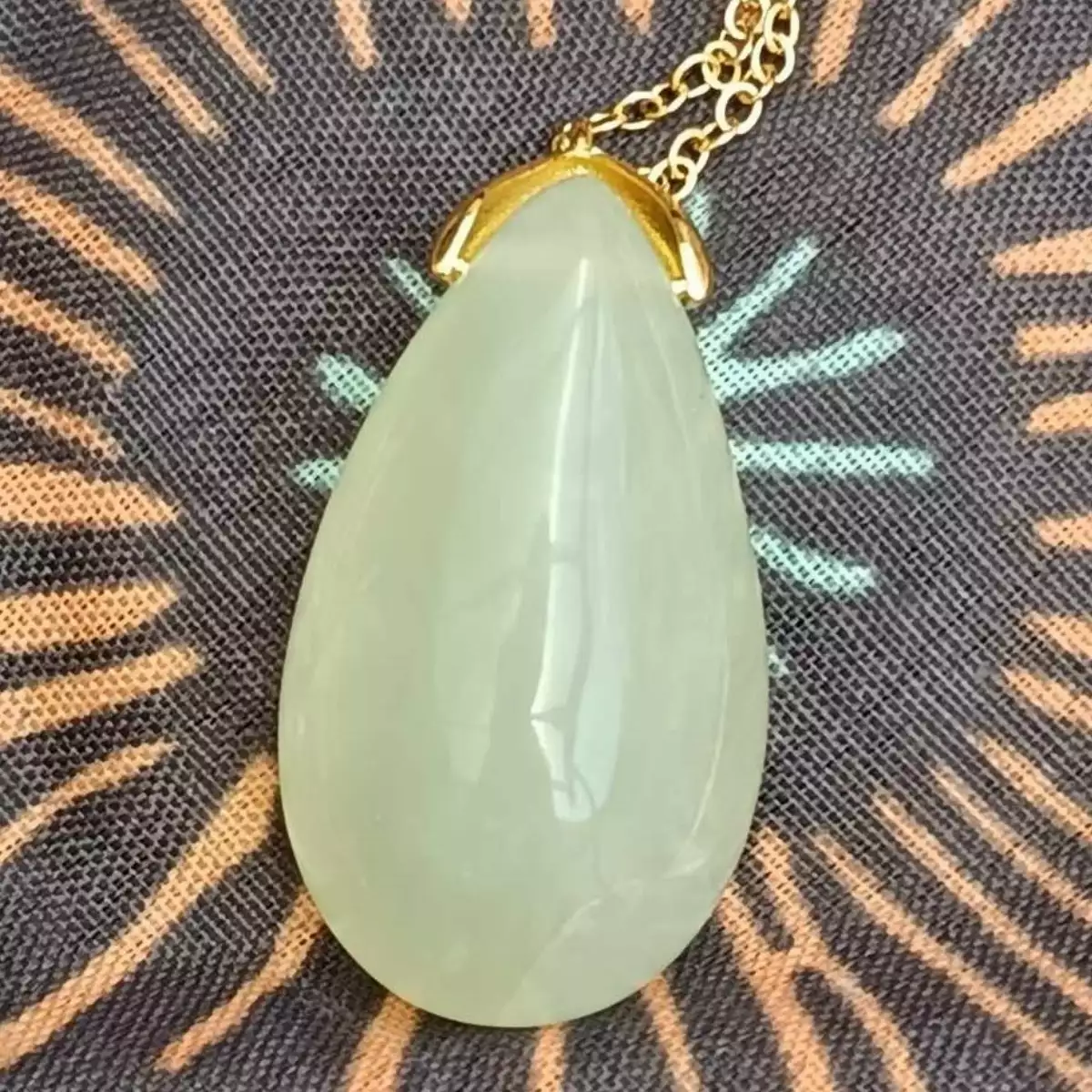 Pendentif Goutte Sautoir Jade de Chine